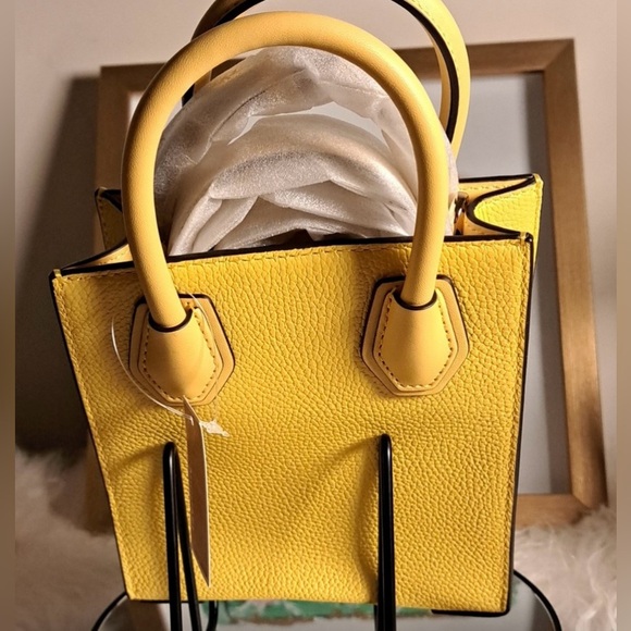 Michael Kors Mercer Extra-Small Pebbled Leather Crossbody Bag - Picture 7 of 9